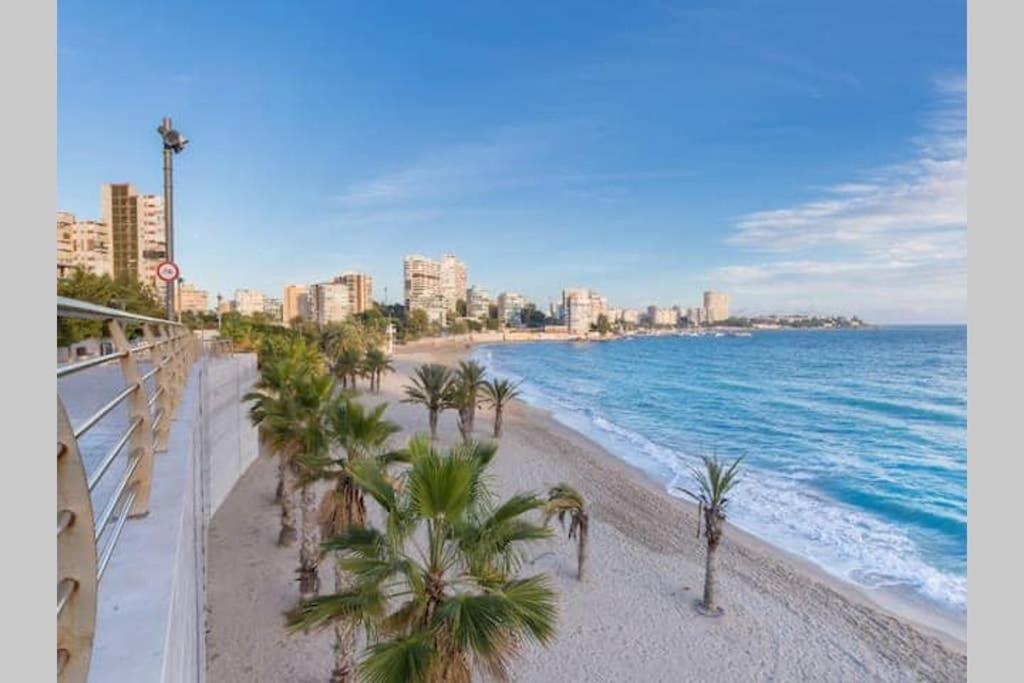Playa Albufereta. Espectaculares Vistas Al Mar. Apartment Alicante Ngoại thất bức ảnh