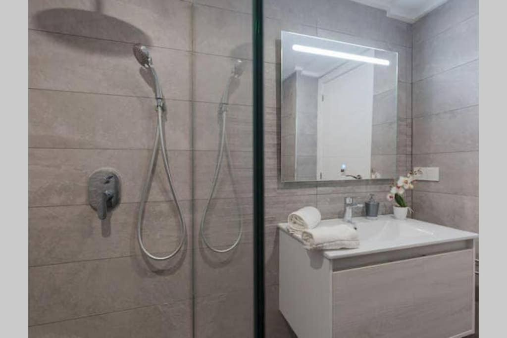 Playa Albufereta. Espectaculares Vistas Al Mar. Apartment Alicante Ngoại thất bức ảnh